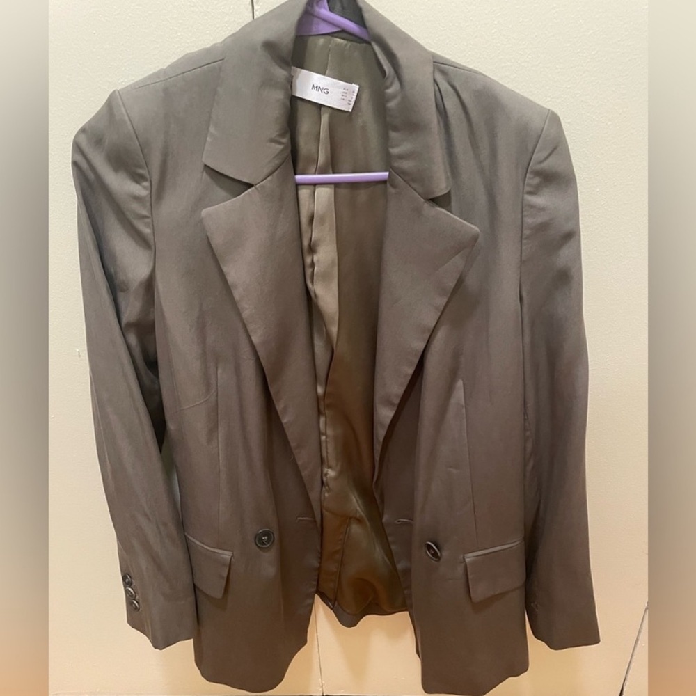 mango XS green blazer. New & Never worn.